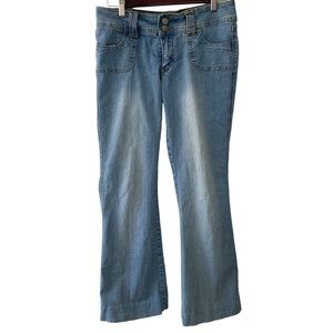 Vintage Bongo Women’s Flared Low Rise Jeans Size 7 Blue Medium Wash Y2K Retro